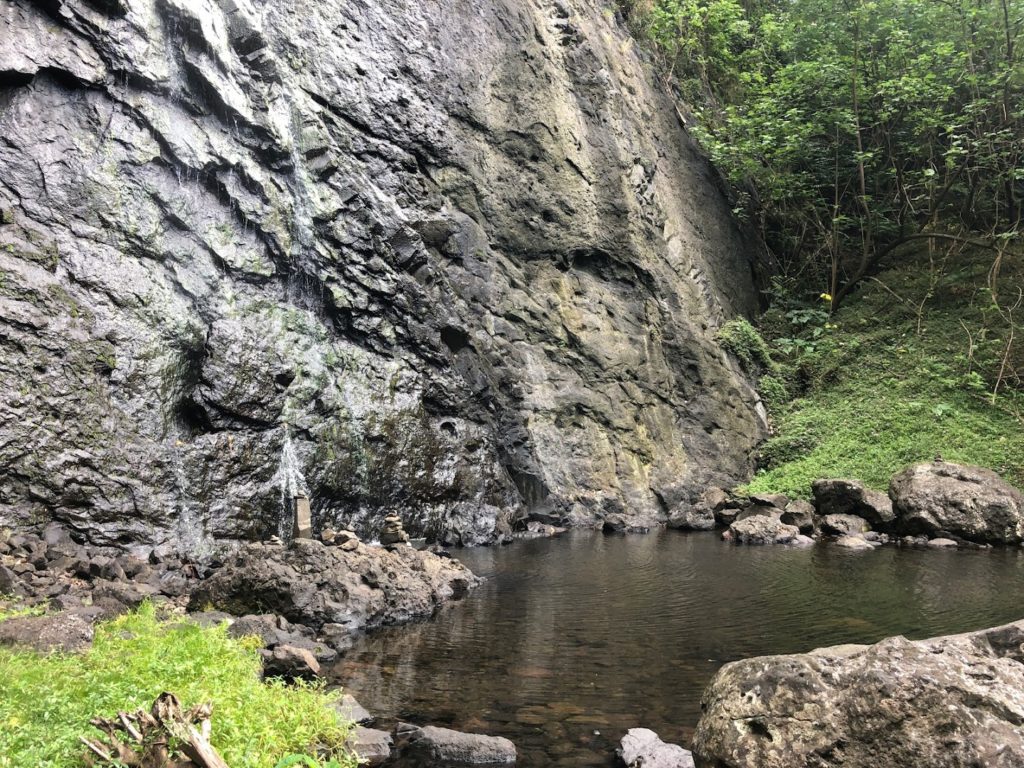 ‘Āfareaitu Waterfall