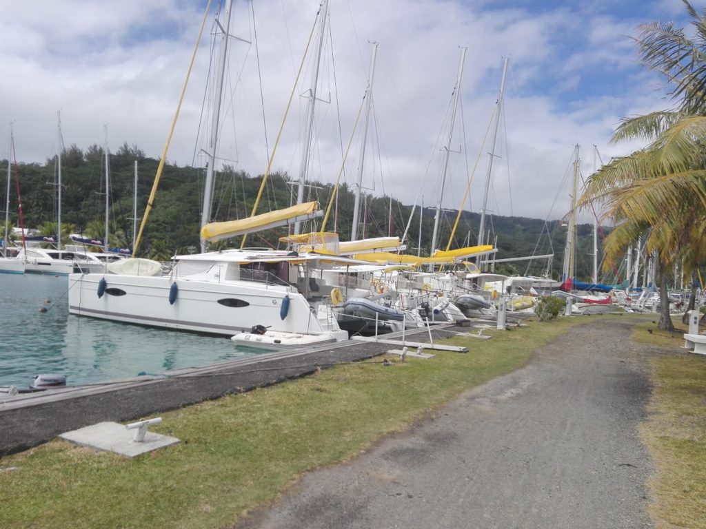 Apooiti Marina