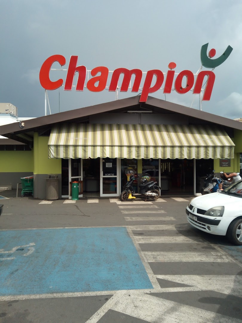 Champion Faaa Centre commercial   C9JP+VCQ