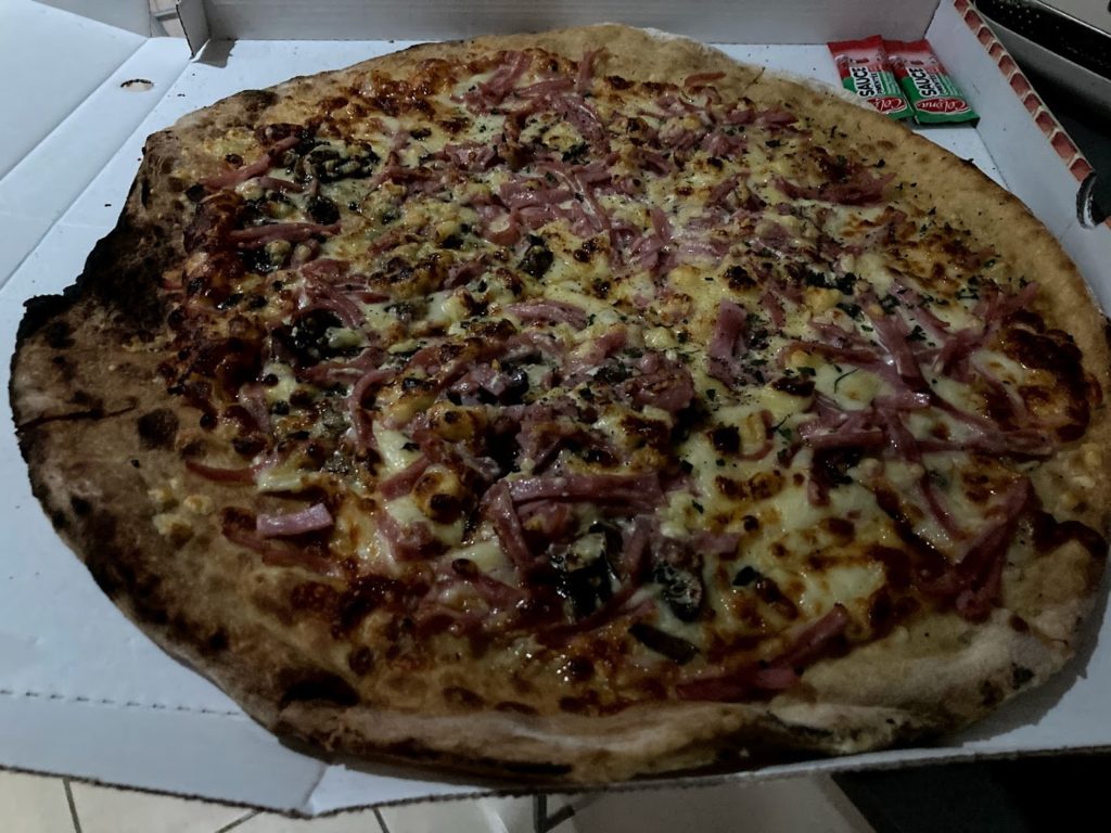 Cipriani’s Pizza Tahiti — photo 3