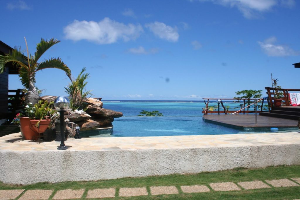 Fare Tehuarupe – Haapiti Surf Accomodation