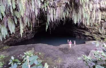 Grottes De Maraa