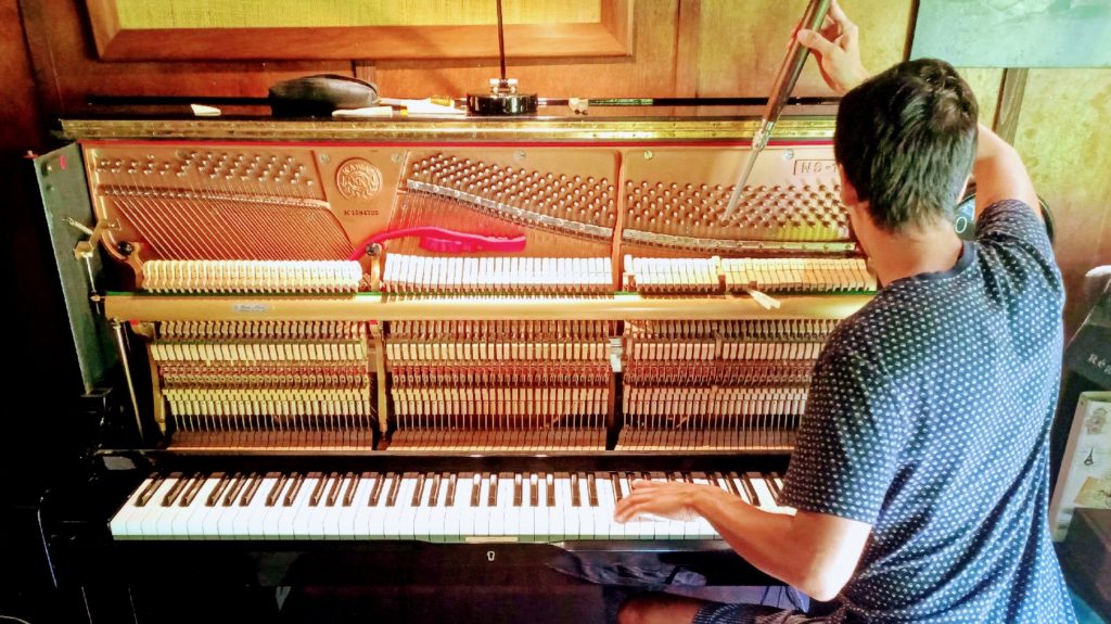 Inthisone Piano Tahiti