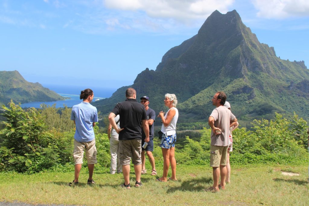 Ladyinblue Moorea Tours