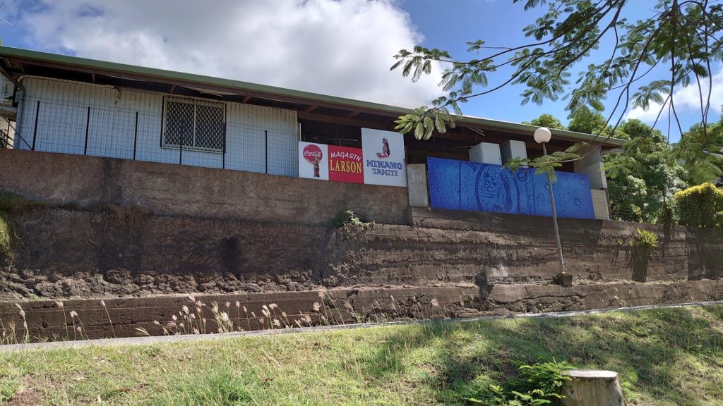 MAGASIN LARSON