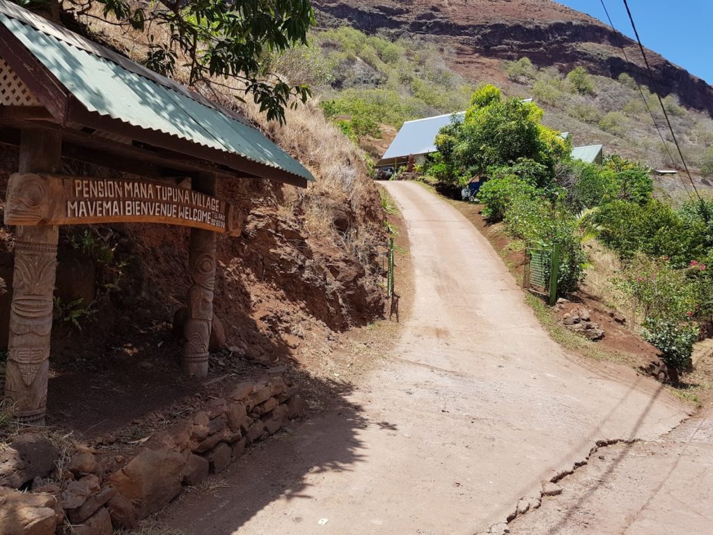 MANA TUPUNA VILLAGE