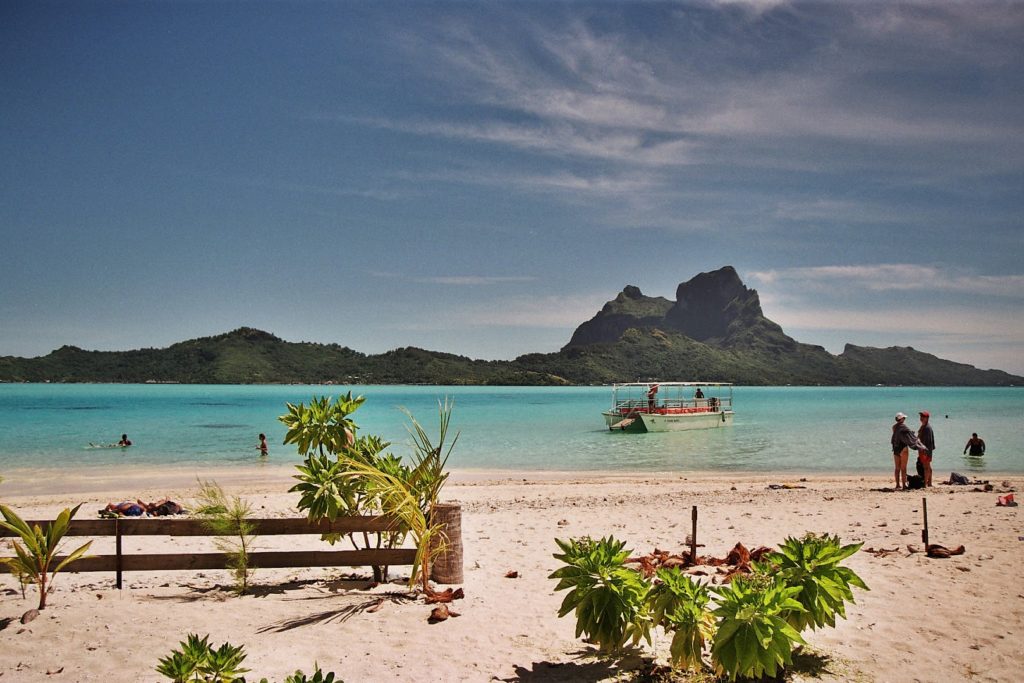 Manu Taxi Boat Bora Bora Excursion