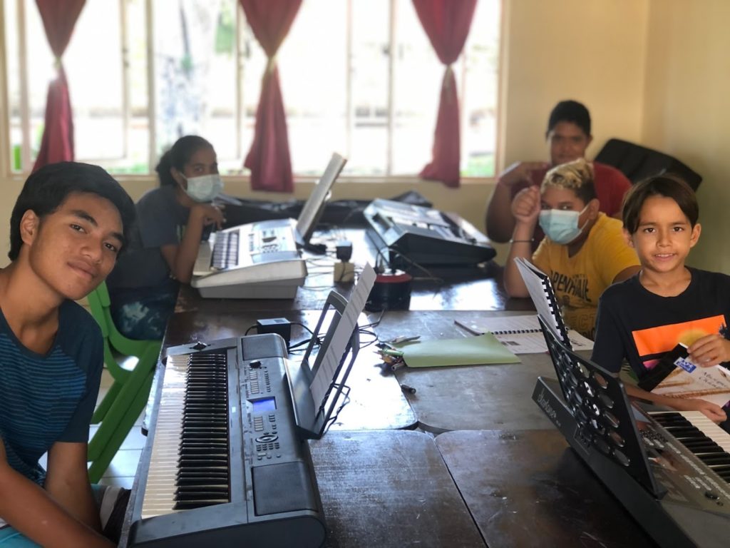 Ninirei’s music school
