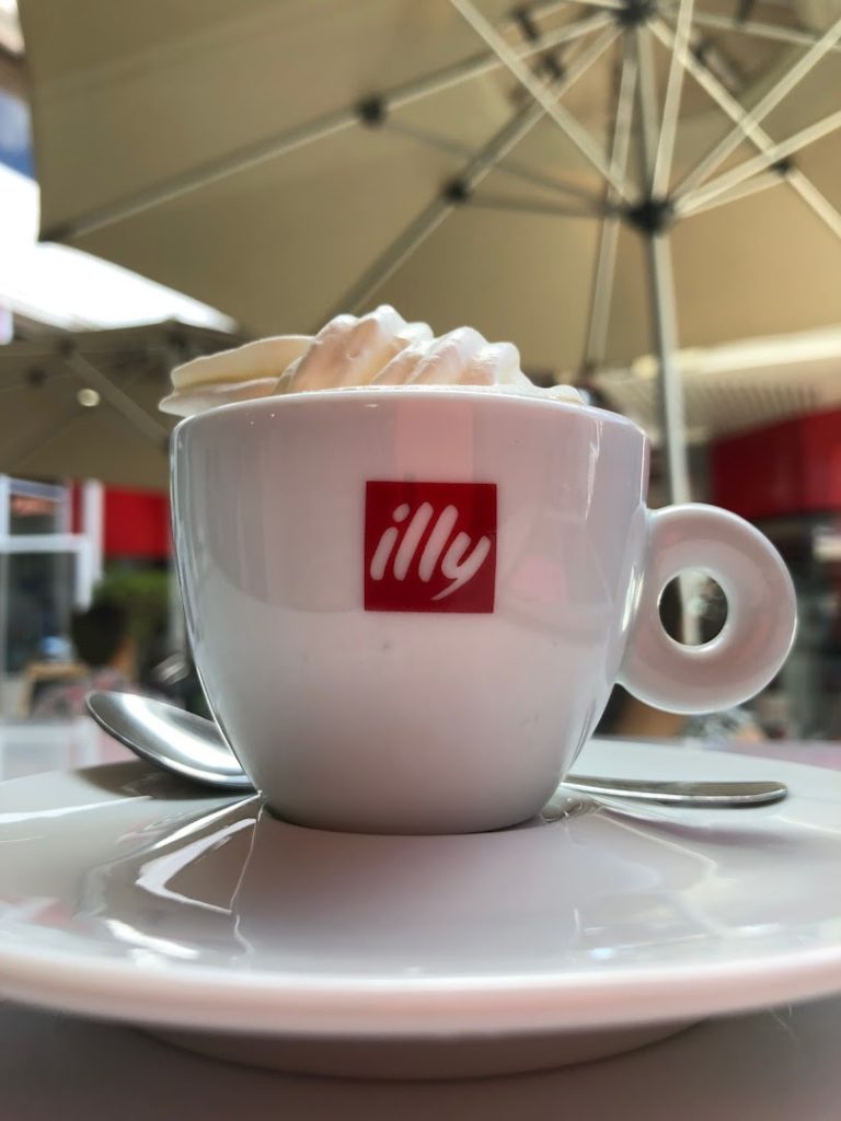 Simply Life – Modern Tea Café — photo 6