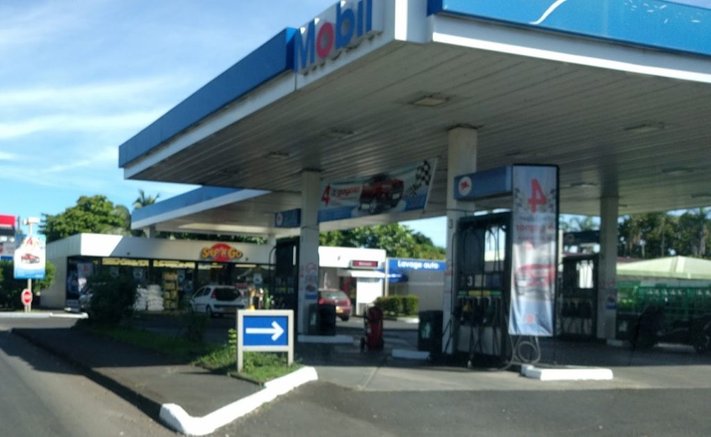 Station-Service Mobil Maeva