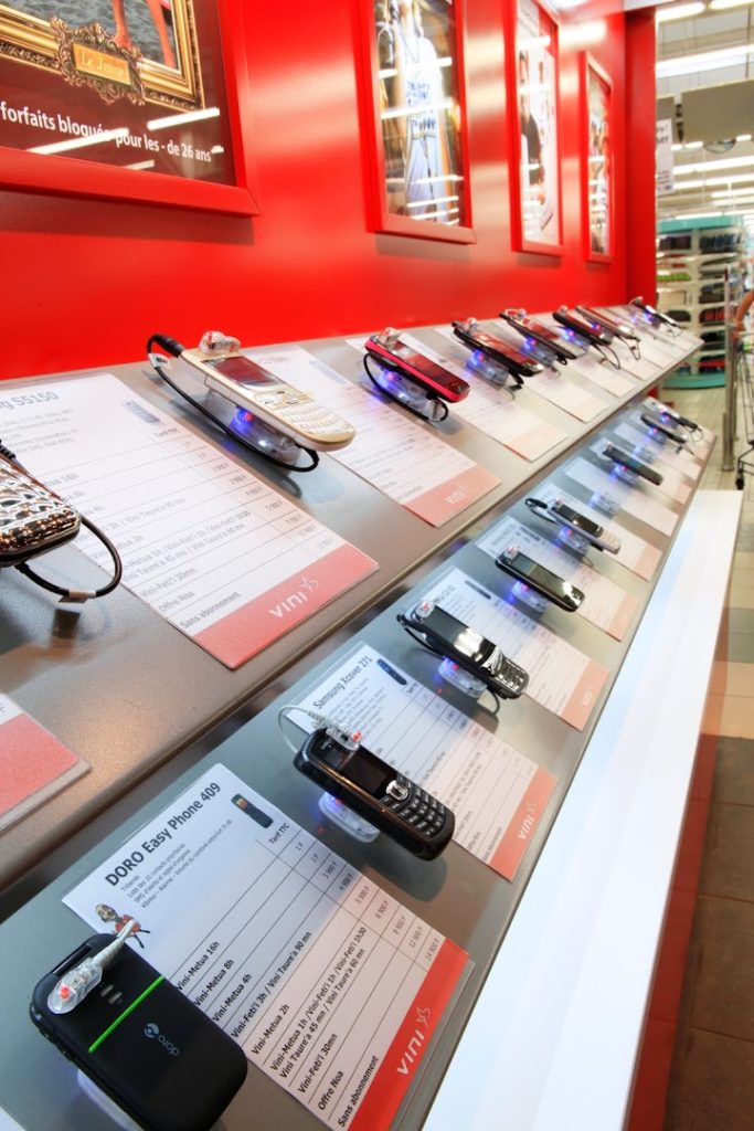 Vini – Boutique Carrefour Arue — photo 3