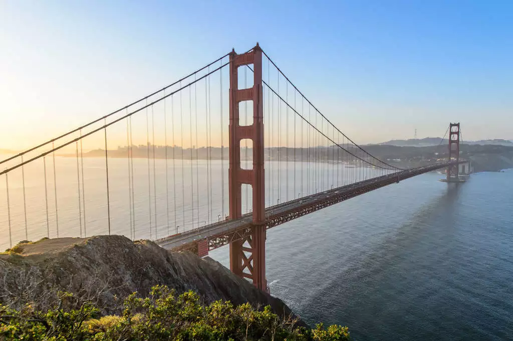 Lever du soleil au Golden Gate, San Francisco