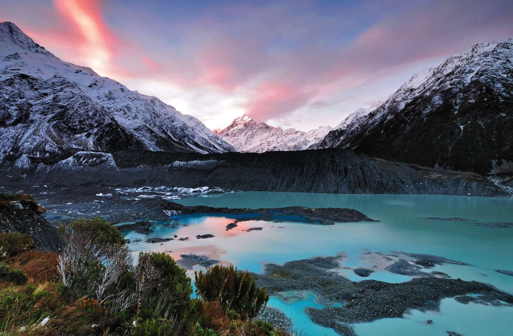 Coucher du soleil à Mueller Glacier Aoraki Mt Cook National Par, île du Sud, Nouvelle-Zélande