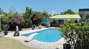 Maison de vacances avec piscine et accès plage